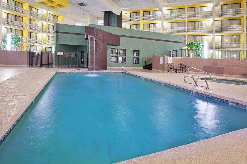 Four Points By Sheraton Phoenix North Facilidades foto